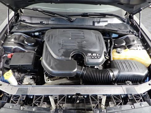 Used 2019 Dodge Challenger SXT RWD image 36