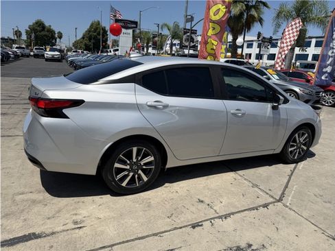 Used 2021 Nissan Versa SV FWD image 53