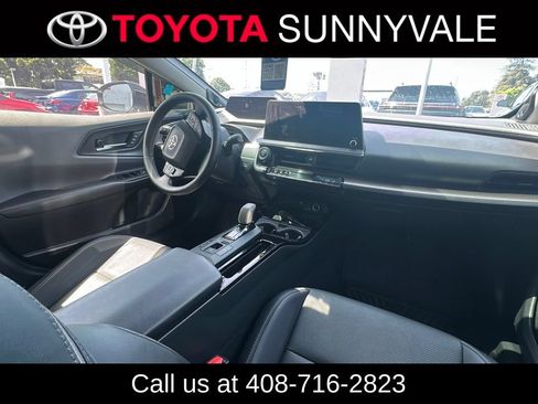 Used 2024 Toyota Prius Limited AWD/4WD image 4