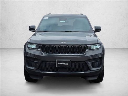 New 2025 Jeep Grand Cherokee Laredo X w/ Luxury Tech Group I image 2