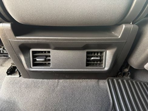 Used 2024 Chevrolet Silverado 2500 Custom w/ Custom Convenience Package AWD/4WD image 20