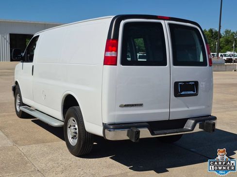 Certified 2024 Chevrolet Express 2500 w/ Driver Convenience Package RWD image 5