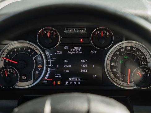 Used 2017 RAM 1500 Big Horn AWD/4WD image 32