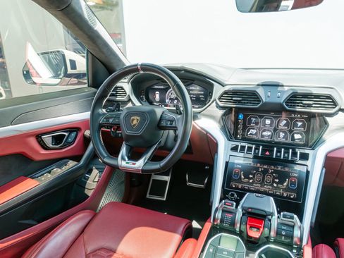 Used 2020 Lamborghini Urus AWD/4WD image 66