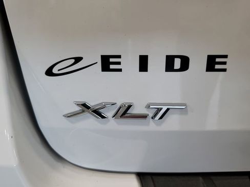 Used 2021 Ford Explorer XLT w/ Equipment Group 202A image 27