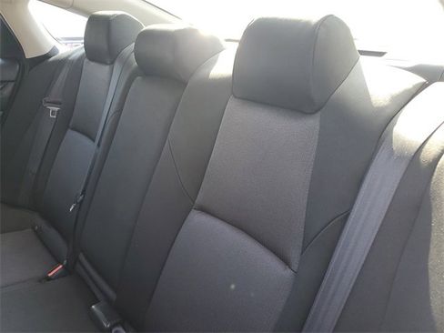 Used 2019 Honda Accord LX image 10