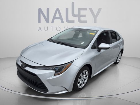 Used 2024 Toyota Corolla LE FWD image 1
