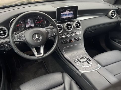 Used 2018 Mercedes-Benz GLC 300 4MATIC image 15
