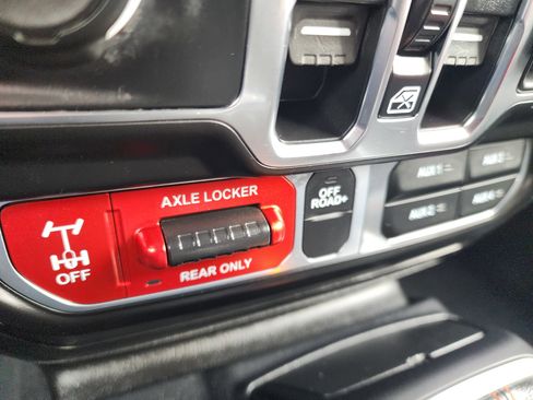 Used 2021 Jeep Gladiator Mojave image 25