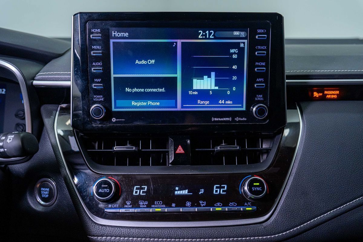 Used 2019 Toyota Corolla XSE FWD image 21