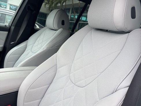 Used 2024 BMW X5 sDrive40i w/ Parking Assistance Package image 5