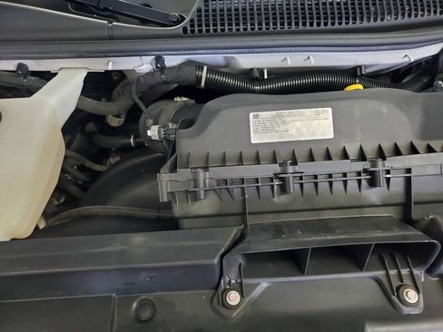Used 2023 Chevrolet Express 2500 w/ Driver Convenience Package RWD image 4
