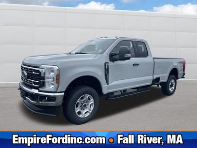 New 2026 Ford F350 XLT w/ FX4 Off-Road Package
