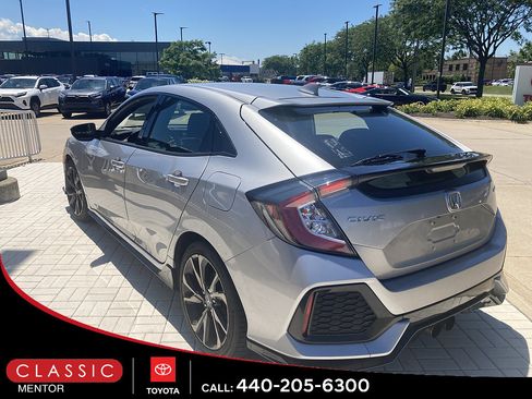 Used 2019 Honda Civic Sport image 2