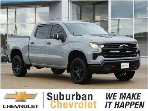 Used 2024 Chevrolet Silverado 1500 LT Trail Boss w/ Convenience Package II AWD/4WD image 1