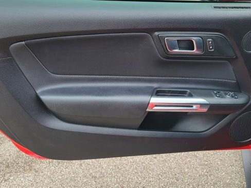 Used 2020 Ford Mustang GT w/ Equipment Group 301A image 9