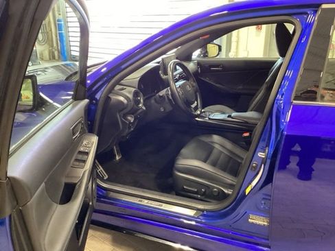 Used 2023 Lexus IS 350 F Sport w/ Memory Package AWD/4WD image 10