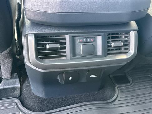 Used 2024 Ford F150 Lariat w/ Equipment Group 502A High AWD/4WD image 21