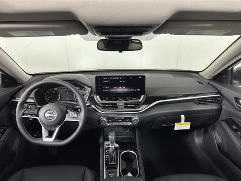 New 2025 Nissan Altima 2.5 SR w/ SR Premium Package image 20