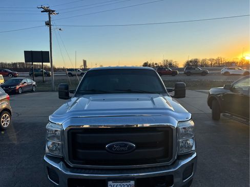 Used 2016 Ford F250 XL w/ XL Appearance Package image 5