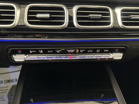 New 2026 Mercedes-Benz GLE 450 4MATIC Coupe image 18