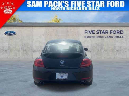 Used 2013 Volkswagen Beetle Turbo FWD image 8