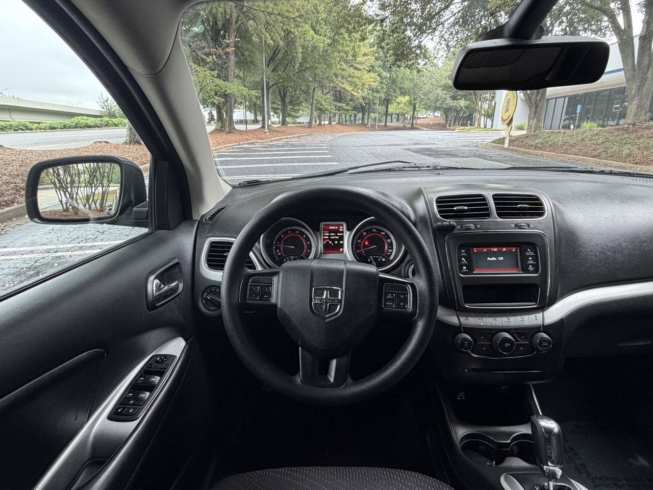 Used 2020 Dodge Journey SE w/ Blacktop Package FWD image 20