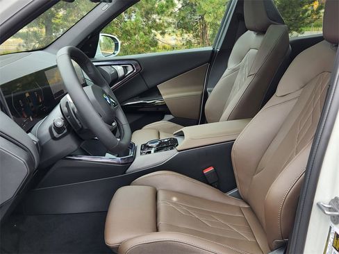 New 2026 BMW X3 xDrive30 w/ Premium Package image 9