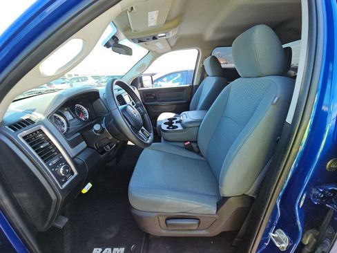 Used 2017 RAM 1500 Express AWD/4WD image 16