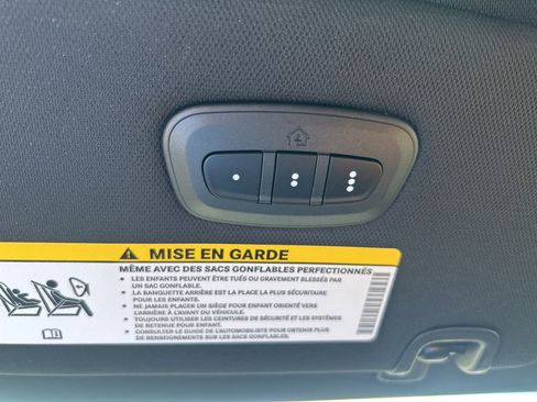 New 2026 Chrysler Pacifica Select image 46