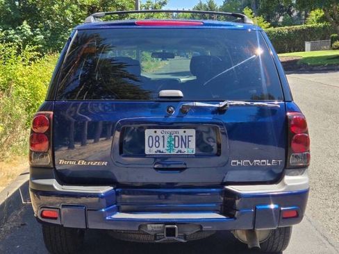 Used 2002 Chevrolet TrailBlazer LS w/ Preferred Equipment Group image 4
