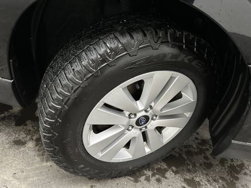 Used 2019 Subaru Outback 2.5i Premium image 10