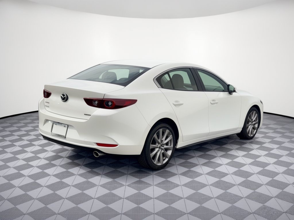 Used 2023 MAZDA MAZDA3 s FWD image 9