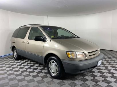 Used 2000 Toyota Sienna