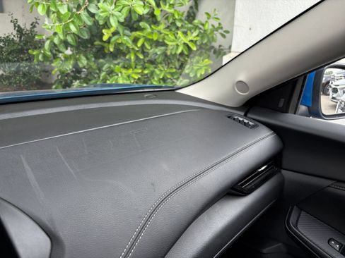 Used 2025 Nissan Sentra SV FWD image 29