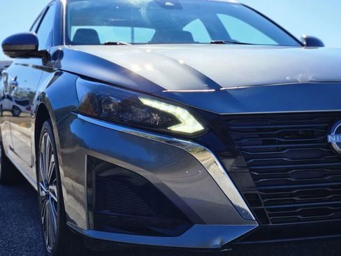 Certified 2023 Nissan Altima 2.5 SL image 9