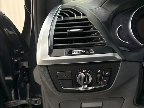 Used 2018 BMW X3 xDrive30i image 10