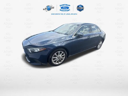 Used 2021 Mercedes-Benz A 220 4MATIC image 11