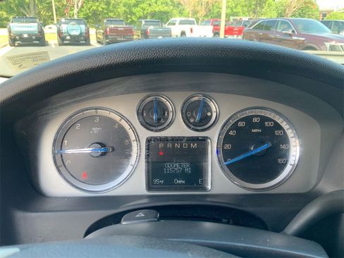 Used 2011 Cadillac Escalade 4D Sport Utility w/ Touring Package image 11