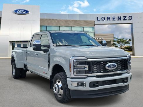 New 2026 Ford F350 Platinum w/ Platinum Plus Package AWD/4WD image 3