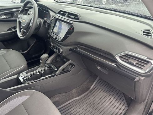 Certified 2023 Chevrolet TrailBlazer LT w/ Convenience Package FWD image 27