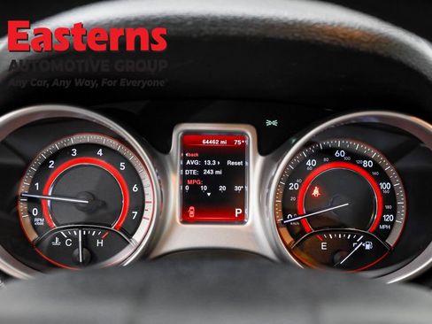 Used 2017 Dodge Journey SE w/ Flexible Seating Group image 18