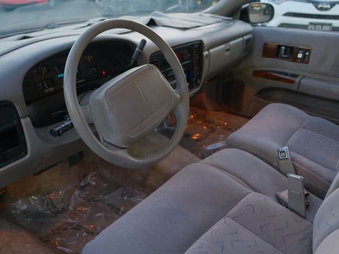 Used 1996 Chevrolet Caprice SS image 14