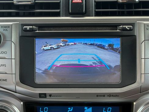 Used 2018 Toyota 4Runner Limited AWD/4WD image 33