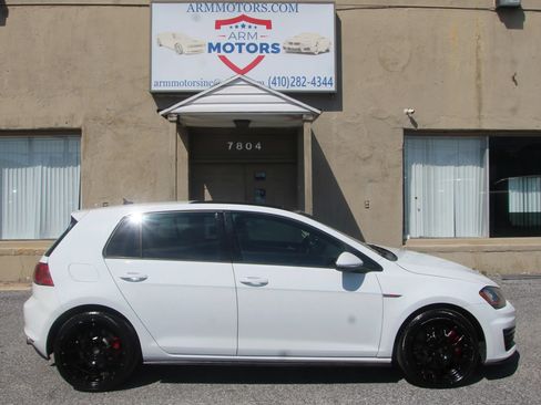 Used 2017 Volkswagen GTI Autobahn FWD image 4