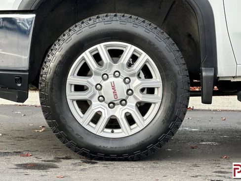 Certified 2021 GMC Sierra 3500 SLT w/ SLT Convenience Package image 31