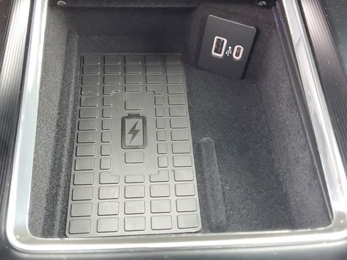 New 2026 Lincoln Corsair Premiere image 23