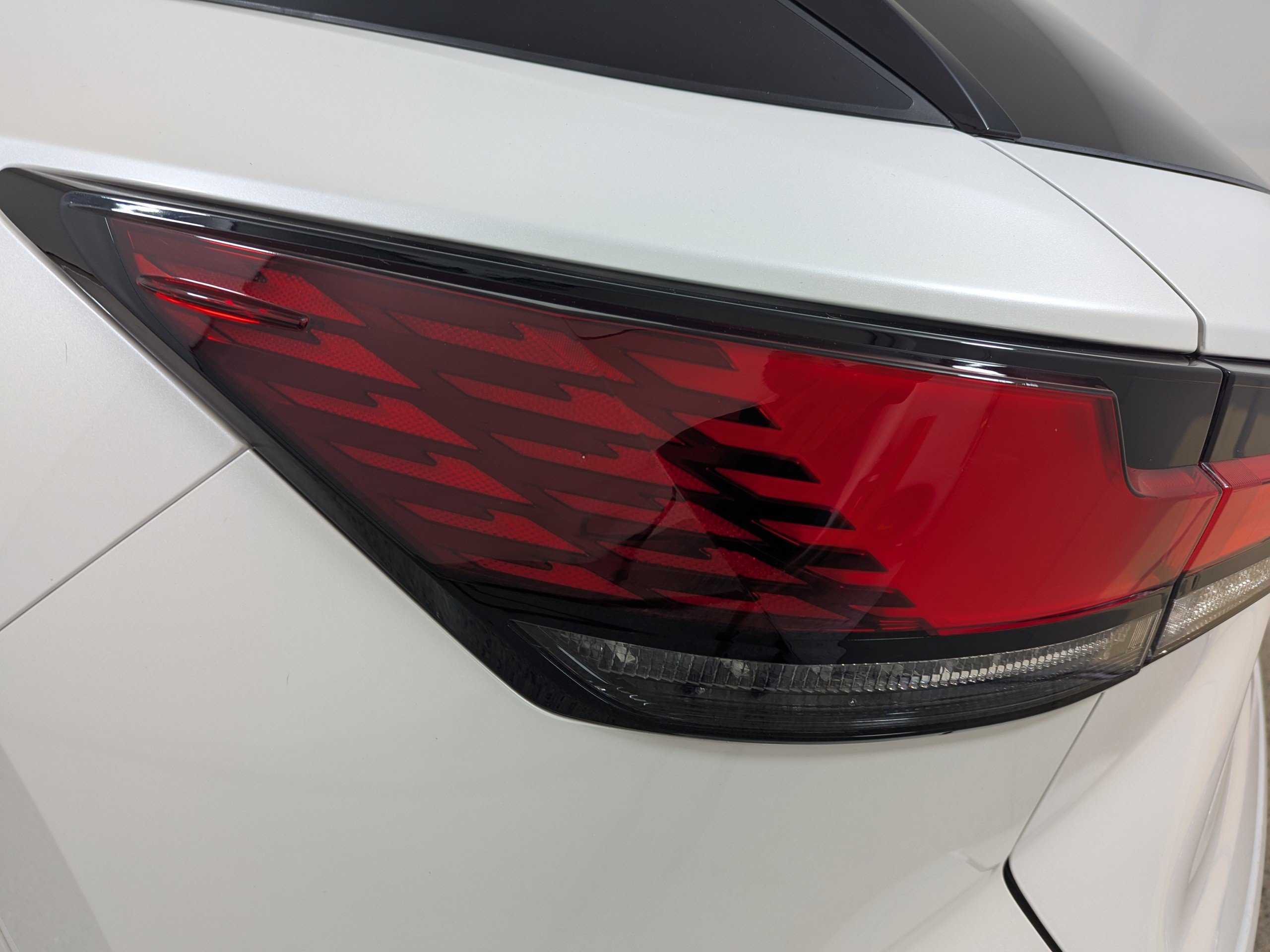 Used 2023 Lexus RX 350 Premium Plus w/ Cold Area Package AWD/4WD image 9