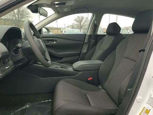 Used 2024 Honda Accord LX image 10