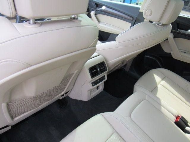 Used 2021 Audi Q5 Prestige w/ Prestige Package AWD/4WD image 22
